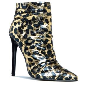 Black/Gold Ivve Animal Print Booties Size 8